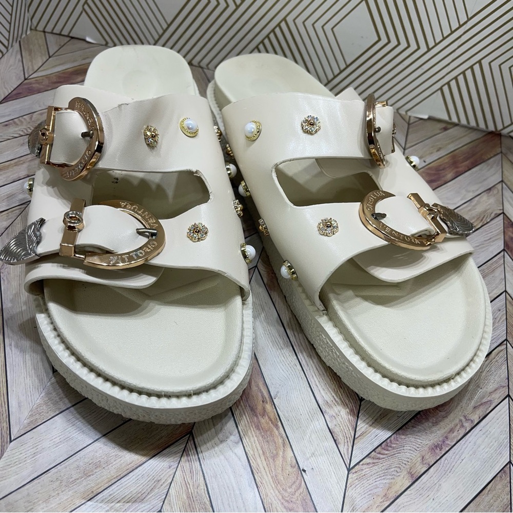 Elegant Cream Slide Sandals with Gold Accents